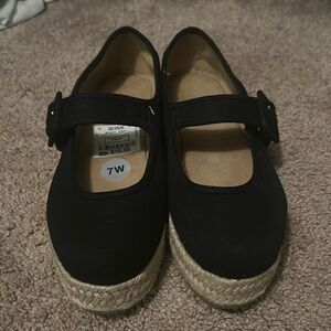 Black espadrilles ballet flats